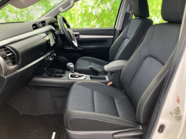 Toyota Hilux 8