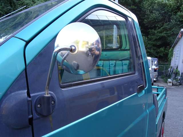 Daihatsu Midget II 8
