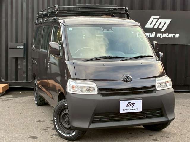 Toyota Town Ace Van 2