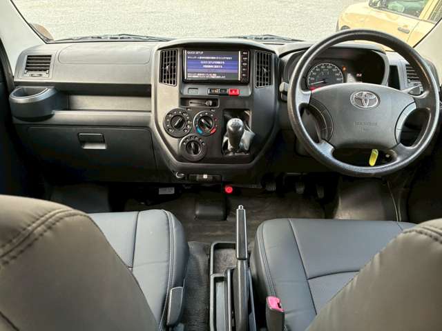 Toyota Town Ace Van 10