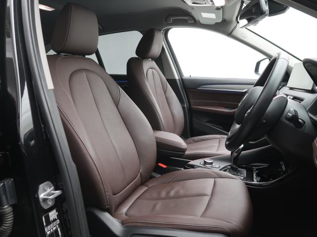 BMW X1 8