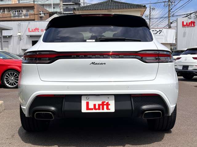 Porsche Macan 4