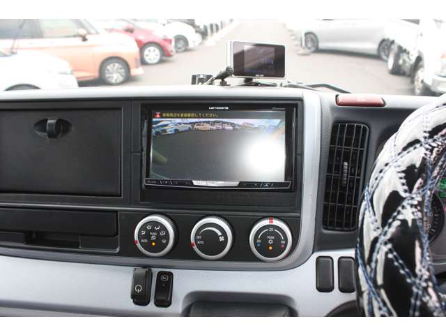 Mitsubishi Fuso Canter 10