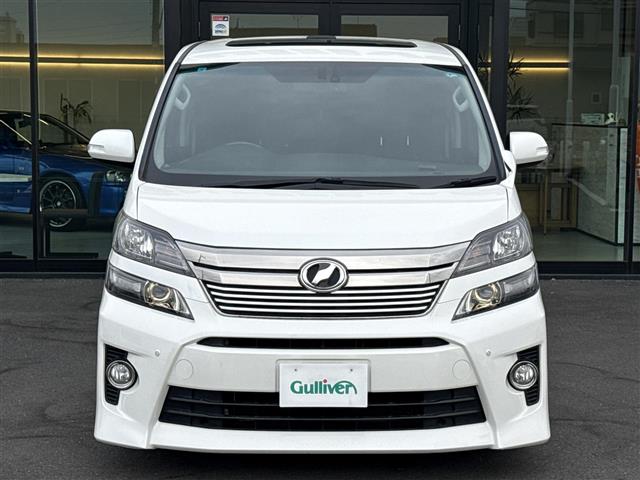 Toyota Vellfire 6