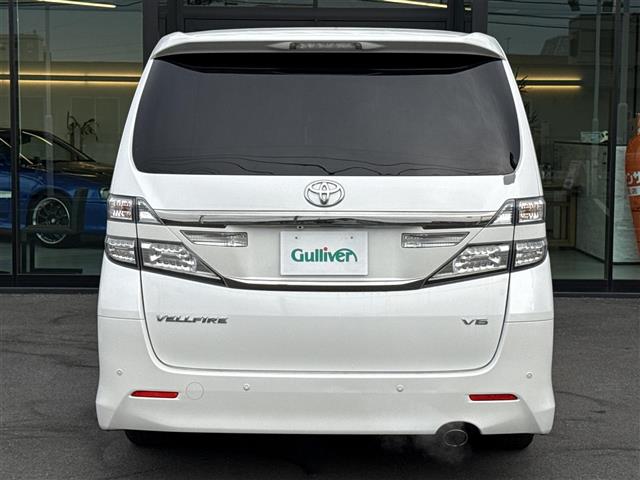 Toyota Vellfire 7