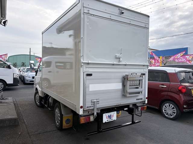 Mazda Bongo Truck 5