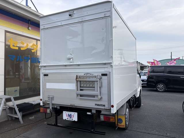 Mazda Bongo Truck 7