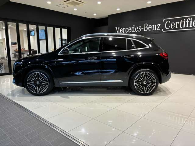 Mercedes-Benz EQA 8