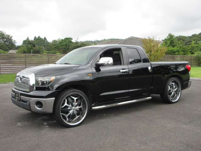 Toyota Tundra 4