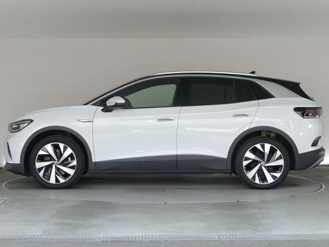 Volkswagen ID.4 11