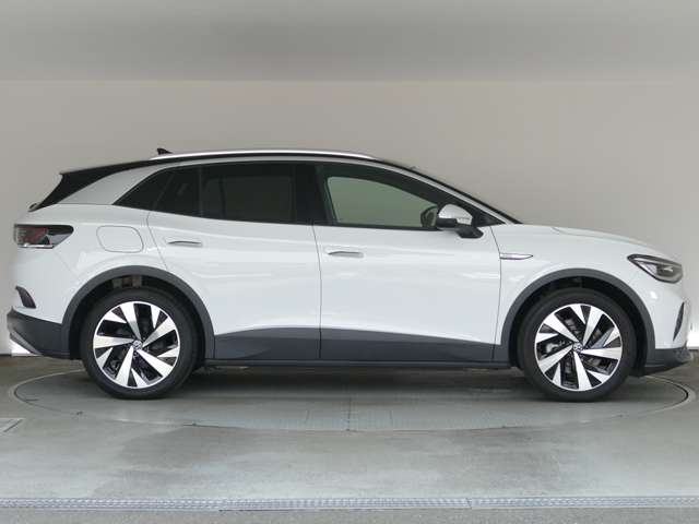 Volkswagen ID.4 10