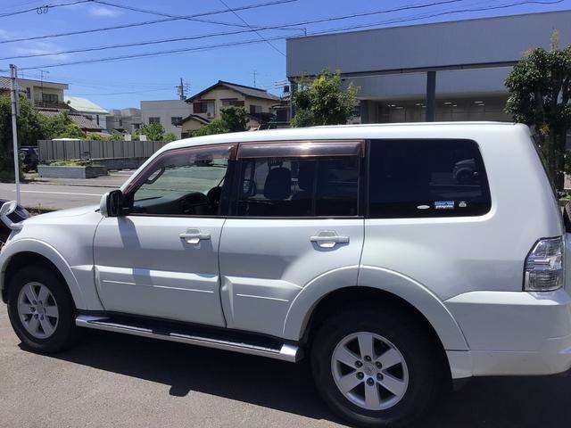 Mitsubishi Pajero 6
