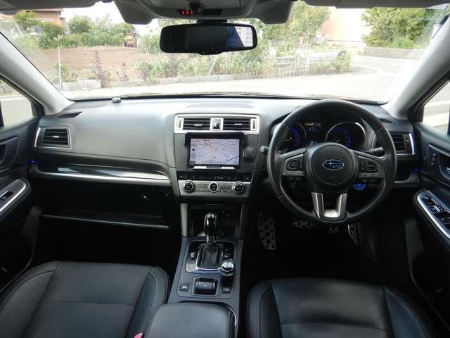 Subaru Legacy Outback 6