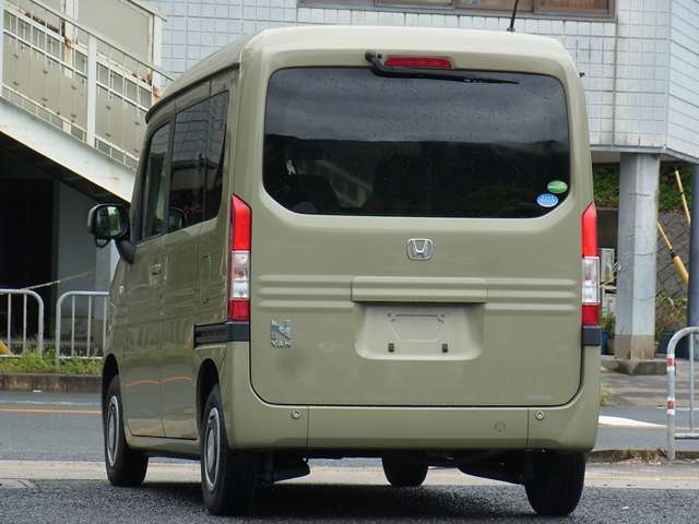 Honda N-VAN 8