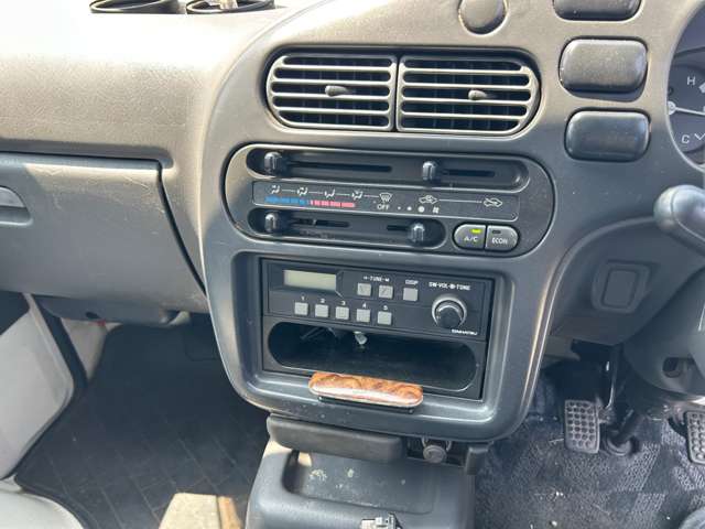 Daihatsu Hijet Pickup 11