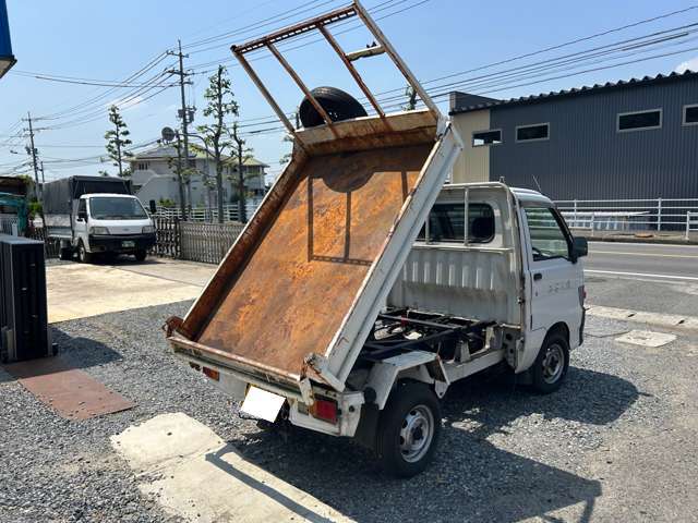 Daihatsu Hijet Pickup 4