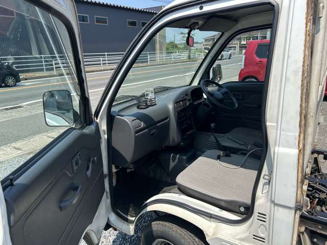 Daihatsu Hijet Pickup 9