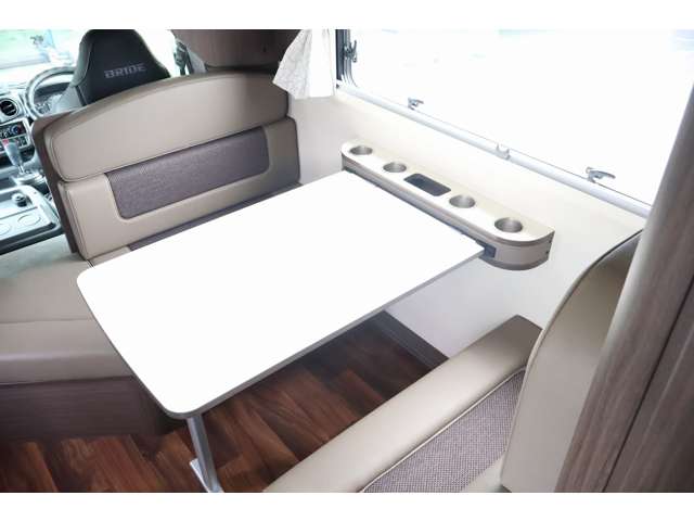Toyota Camroad 8