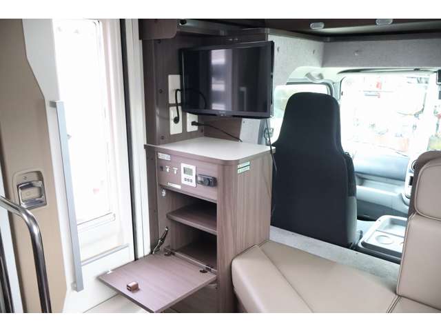Toyota Camroad 10