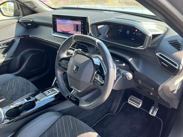 Peugeot SUV 2008 9