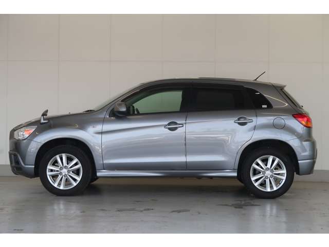 Mitsubishi RVR 6