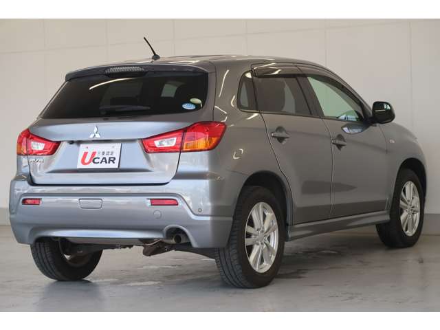 Mitsubishi RVR 7