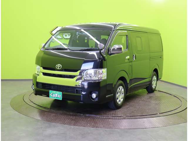 Toyota Regius Ace 12