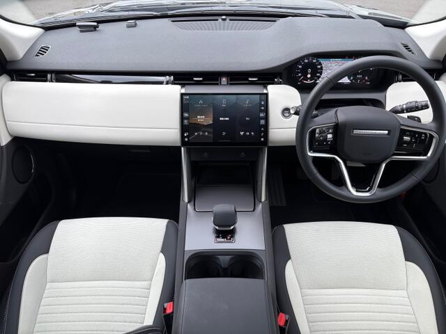 Land Rover Discovery Sport 4