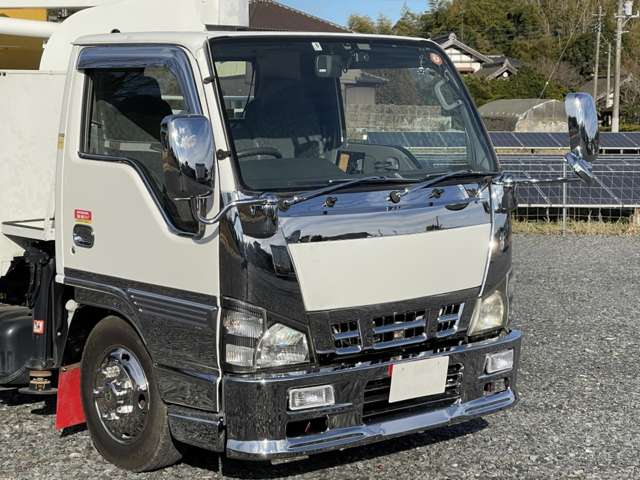 Isuzu Elf 4