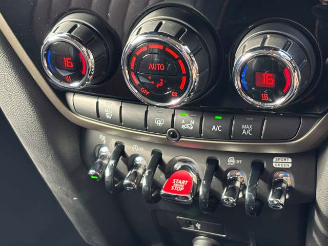 MINI Crossover 10