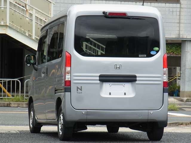 Honda N-VAN 8