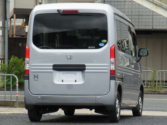 Honda N-VAN 9