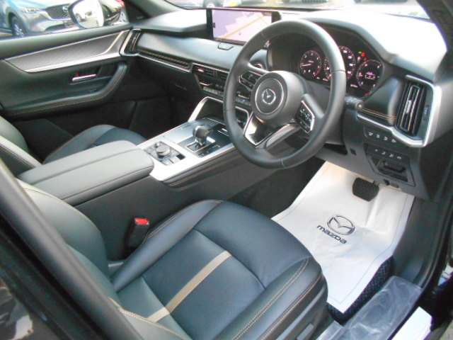 Mazda CX-80 3