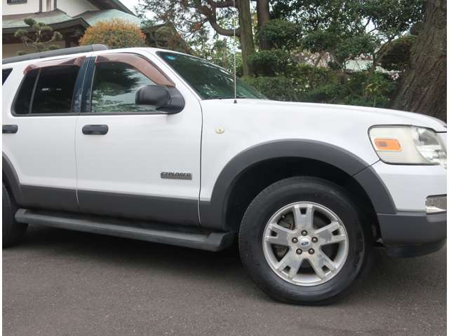 Ford Explorer 11