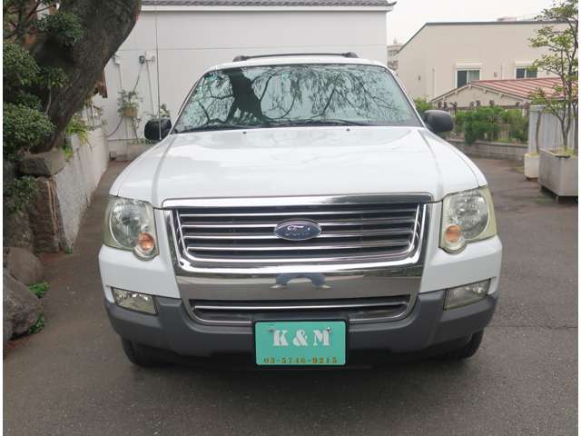 Ford Explorer 4