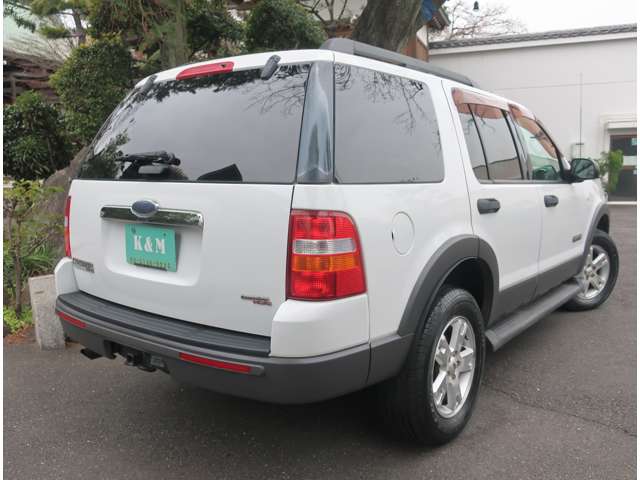 Ford Explorer 8