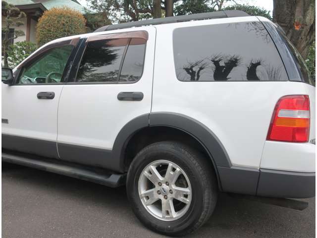 Ford Explorer 10