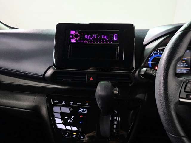 Mitsubishi eK X 3