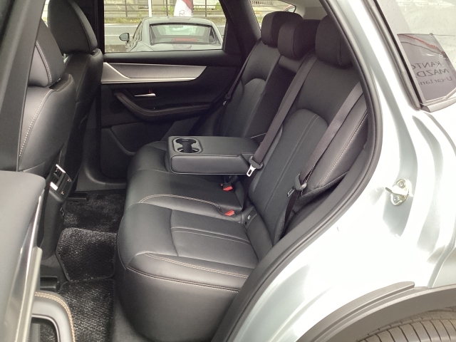 Mazda CX-60 8