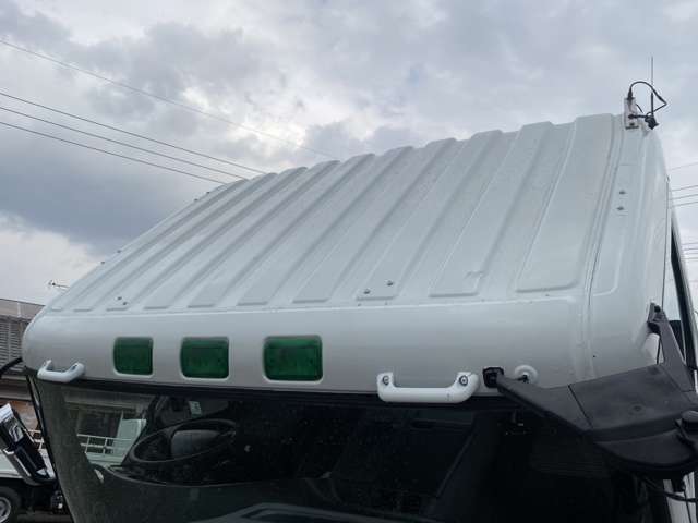 Mitsubishi Fuso Super Great 12