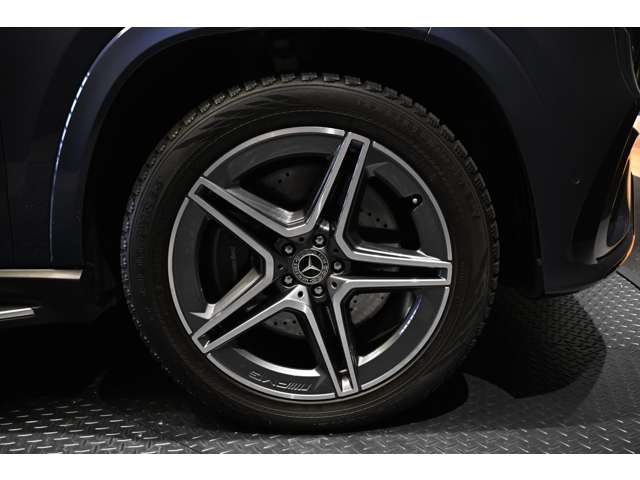 Mercedes-Benz GLS 11
