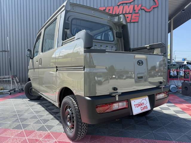 Daihatsu Hijet Deck Van 2