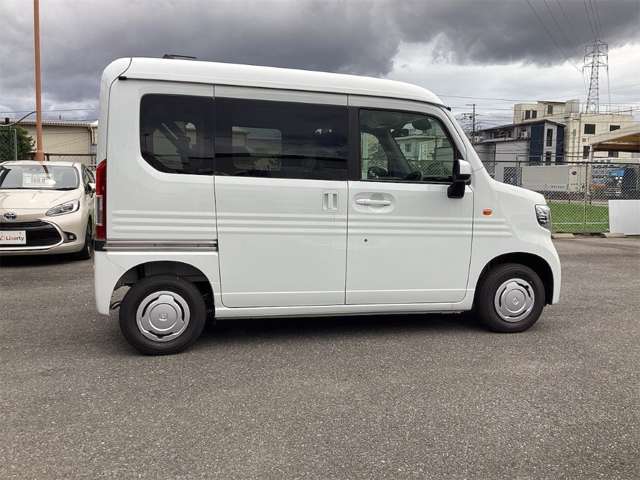 Honda N-VAN 11