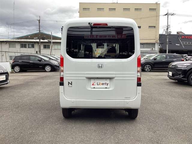 Honda N-VAN 12