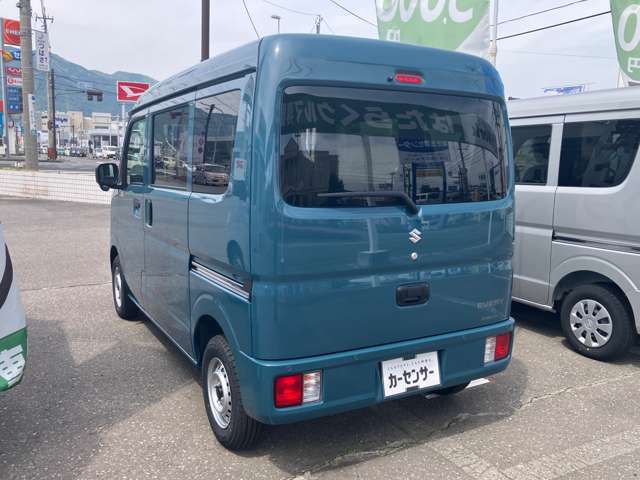 Suzuki Every 9