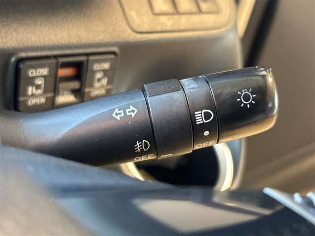 Toyota Sienta 11