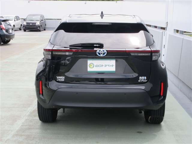 Toyota Yaris Cross 4