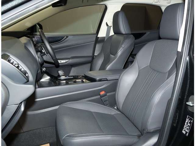 Lexus NX 8