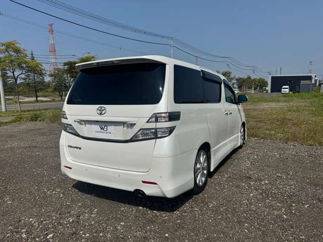 Toyota Vellfire 7