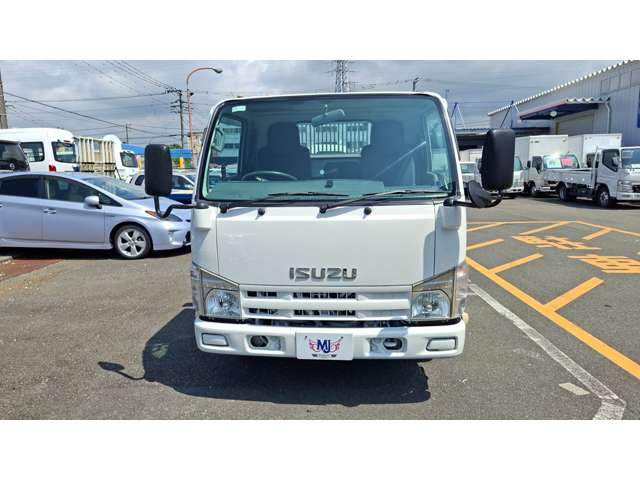 Isuzu Elf 2